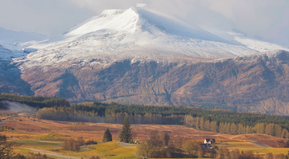 Discover stunning Scottish landscapes on board the Royal Scotsman, A Belmond Train