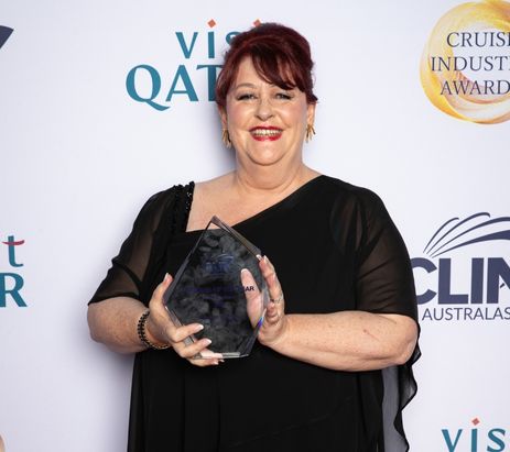 CLIA Award Broker of the Year – New Zealand Sharon O'Brien, Live Breathe Travel