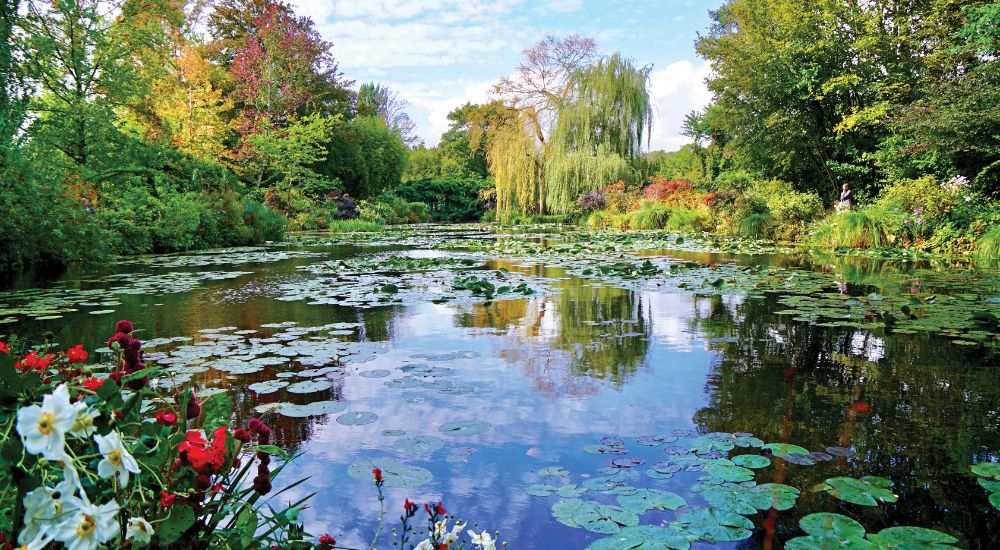 Monets Water Lillies Giverny, discover onboard a Tauck cruise