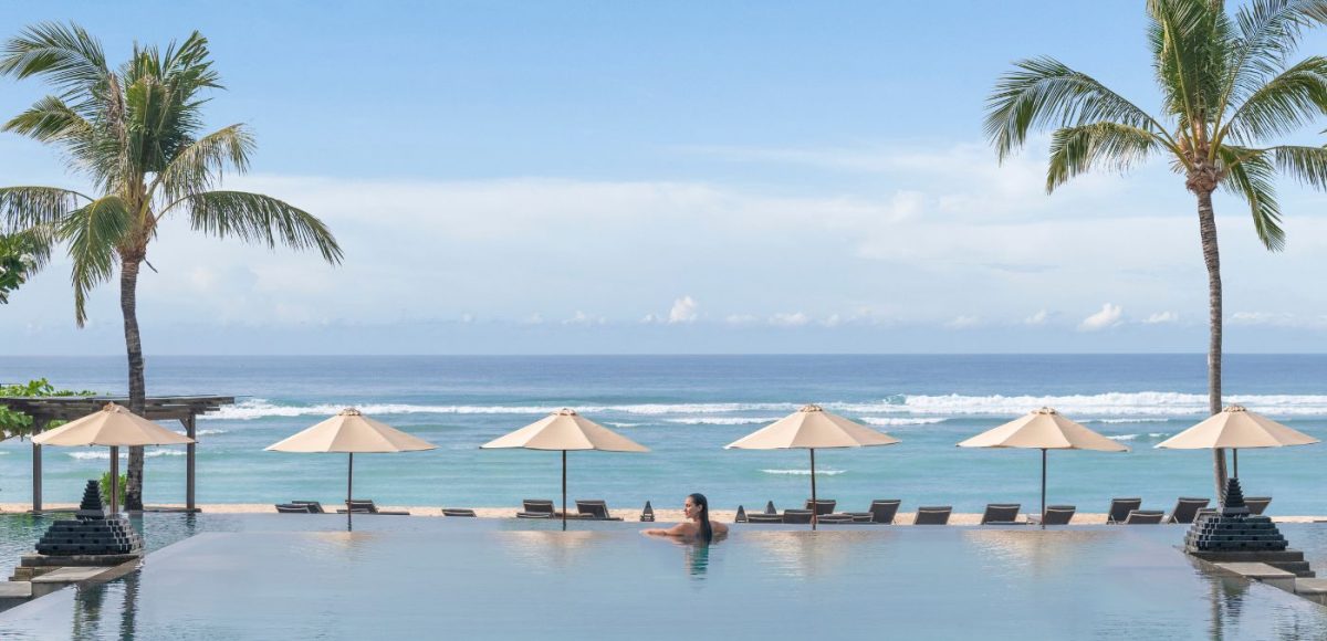 Infinity pool in Bali
